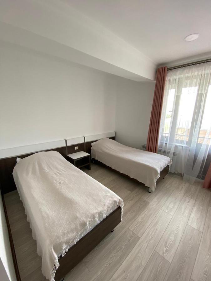 Saty Guest House Exterior photo